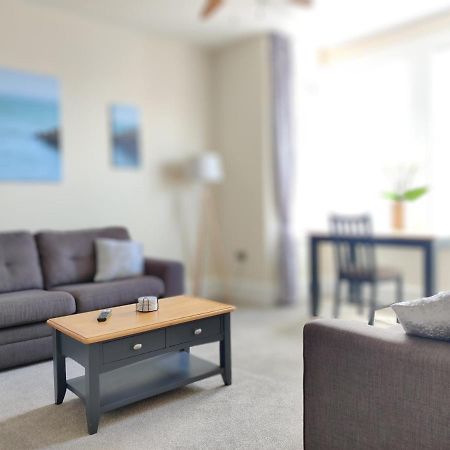 Escape To The Coast In A Luxurious Private Apartment Herne Bay Eksteriør bilde
