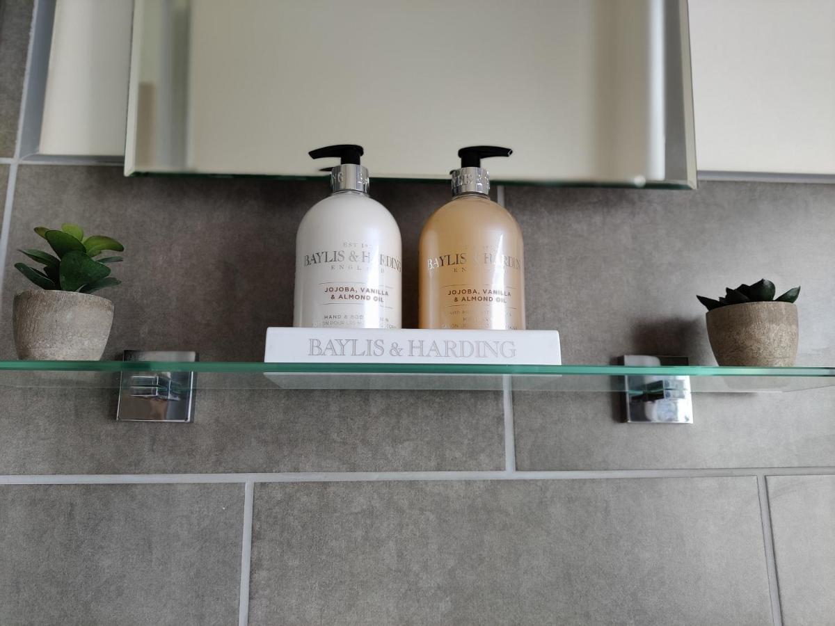 Escape To The Coast In A Luxurious Private Apartment Herne Bay Eksteriør bilde